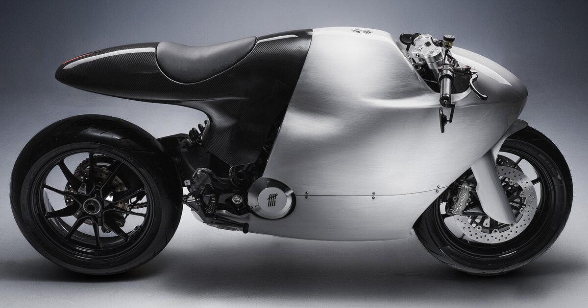 bandit9’s ducati 821 combines hand-brushed aluminum and carbon fiber