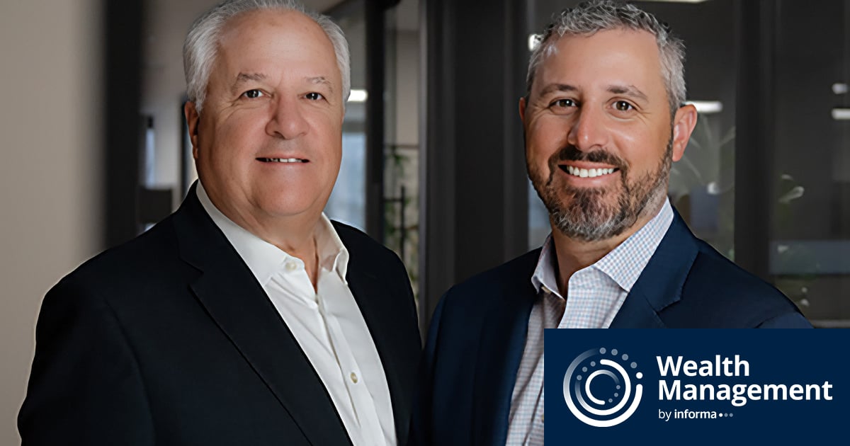$6B Commonwealth Team Starts Hybrid RIA