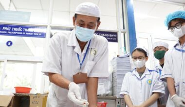 How traditional medicine herbs are processed at Ho Chi Minh City Traditional Medicine Institute