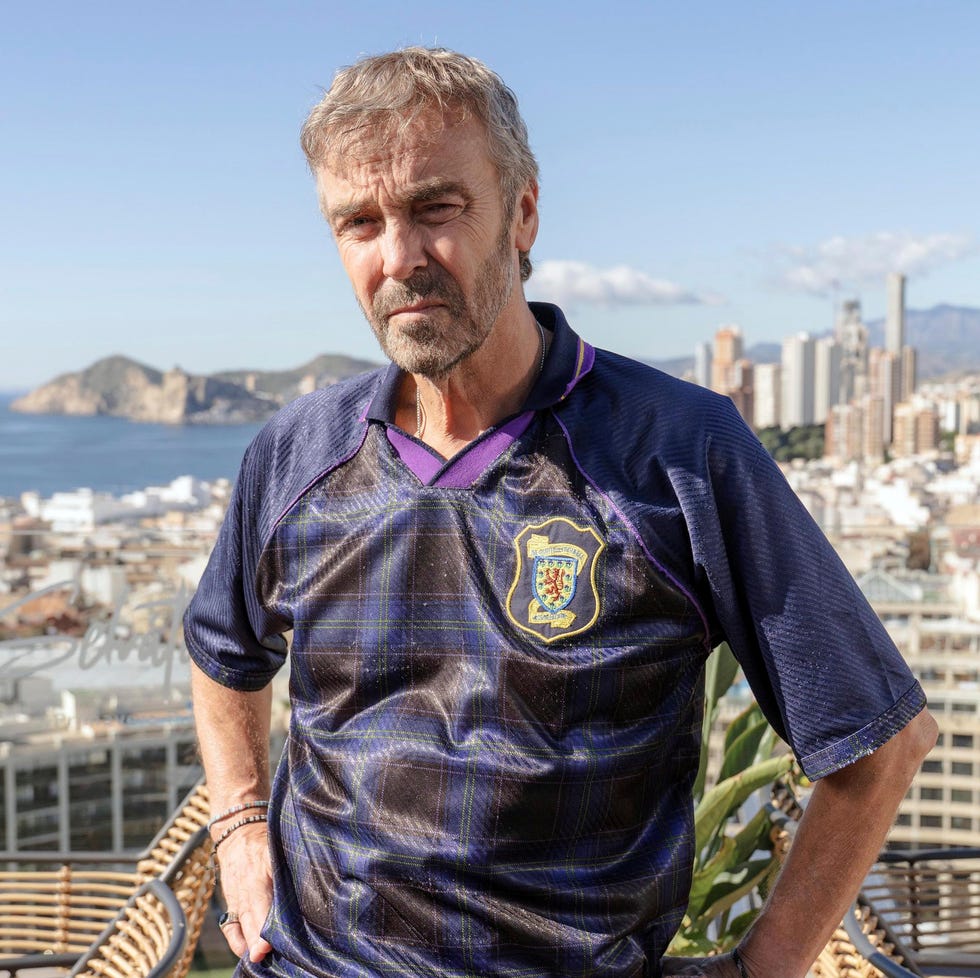 annoucement dennis (john hannah) annoucement dennis (john hannah)