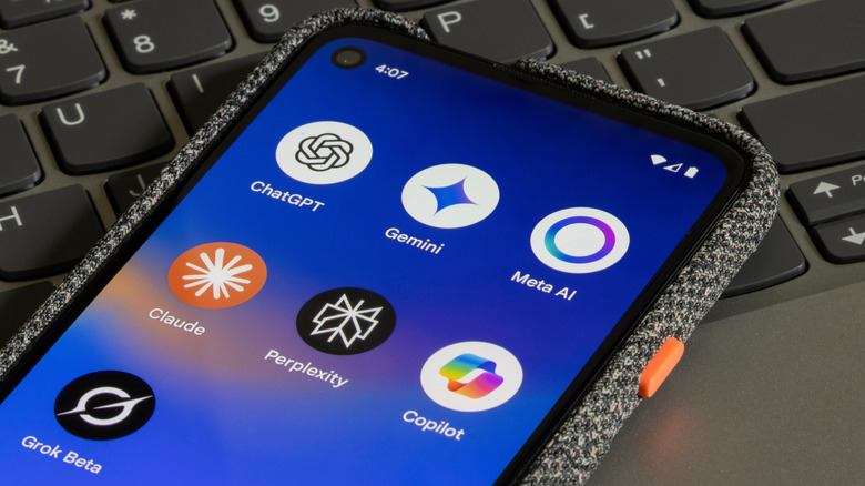 Multiple apps on the homescreen of a Google Pixel phone.