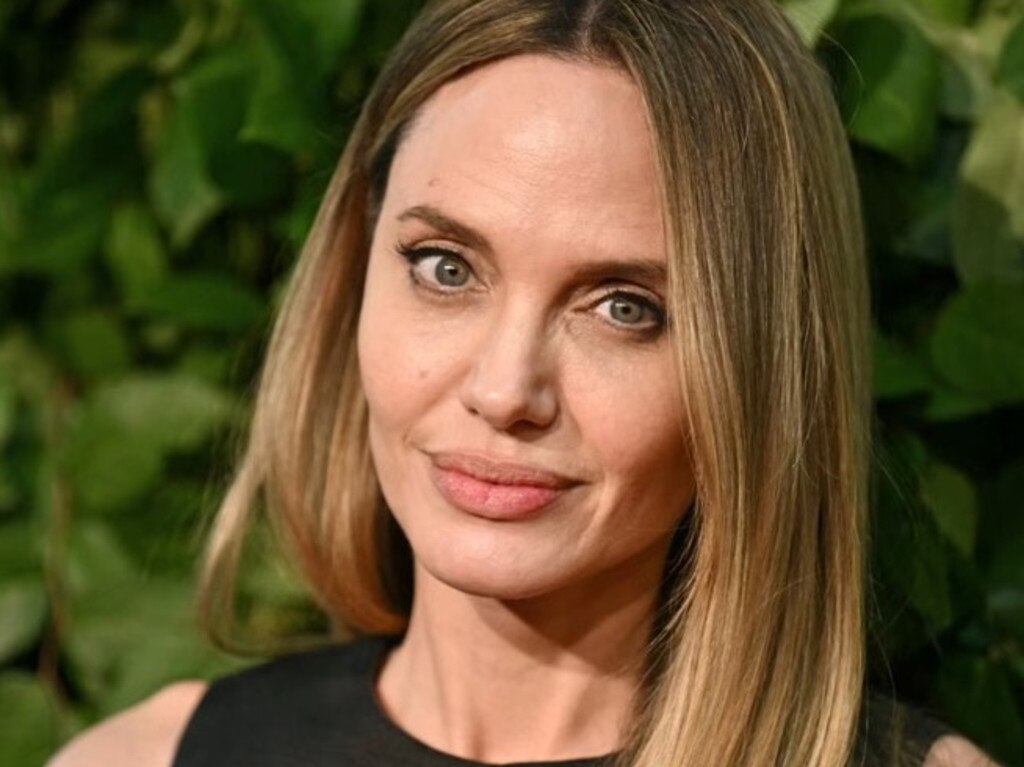 Angelina Jolie’s US exit plans delayed by home sale struggle