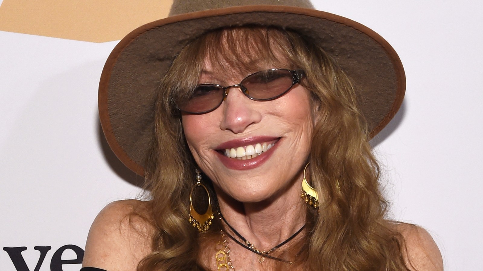 Carly Simon Reveals Parkinson's Disease Diagnosis