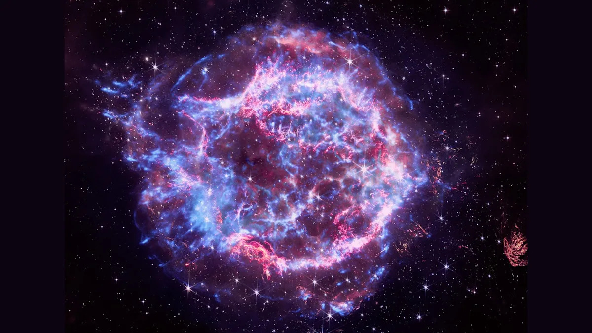 NASA celebrates Fourth of July with some cosmic fireworks