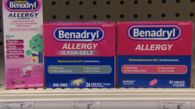 Cincinnati poison control expert shares concerns about social media 'Benadryl challenge'