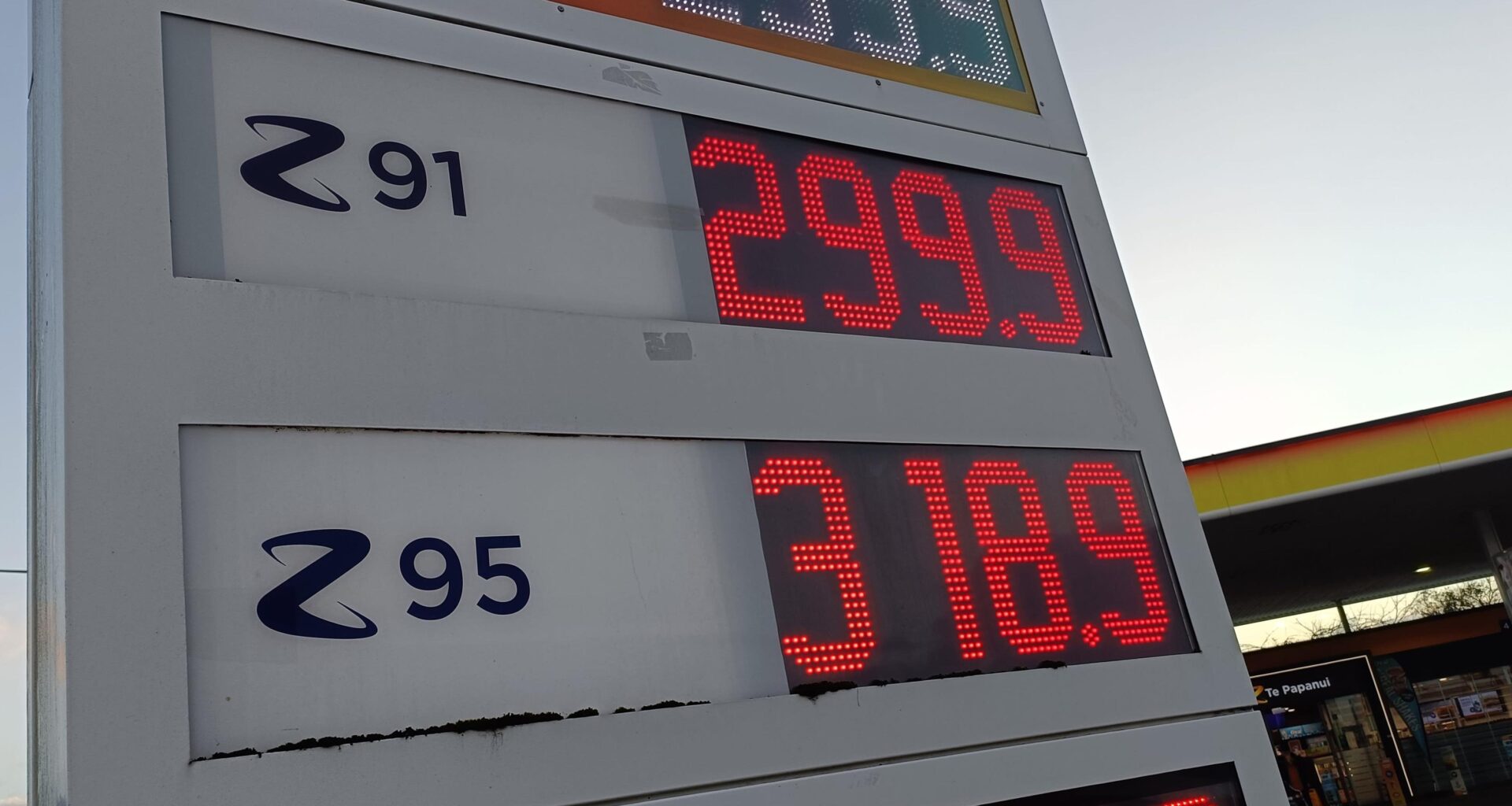 Rising cost of petrol hits low earners, falling interest rates help high earners
