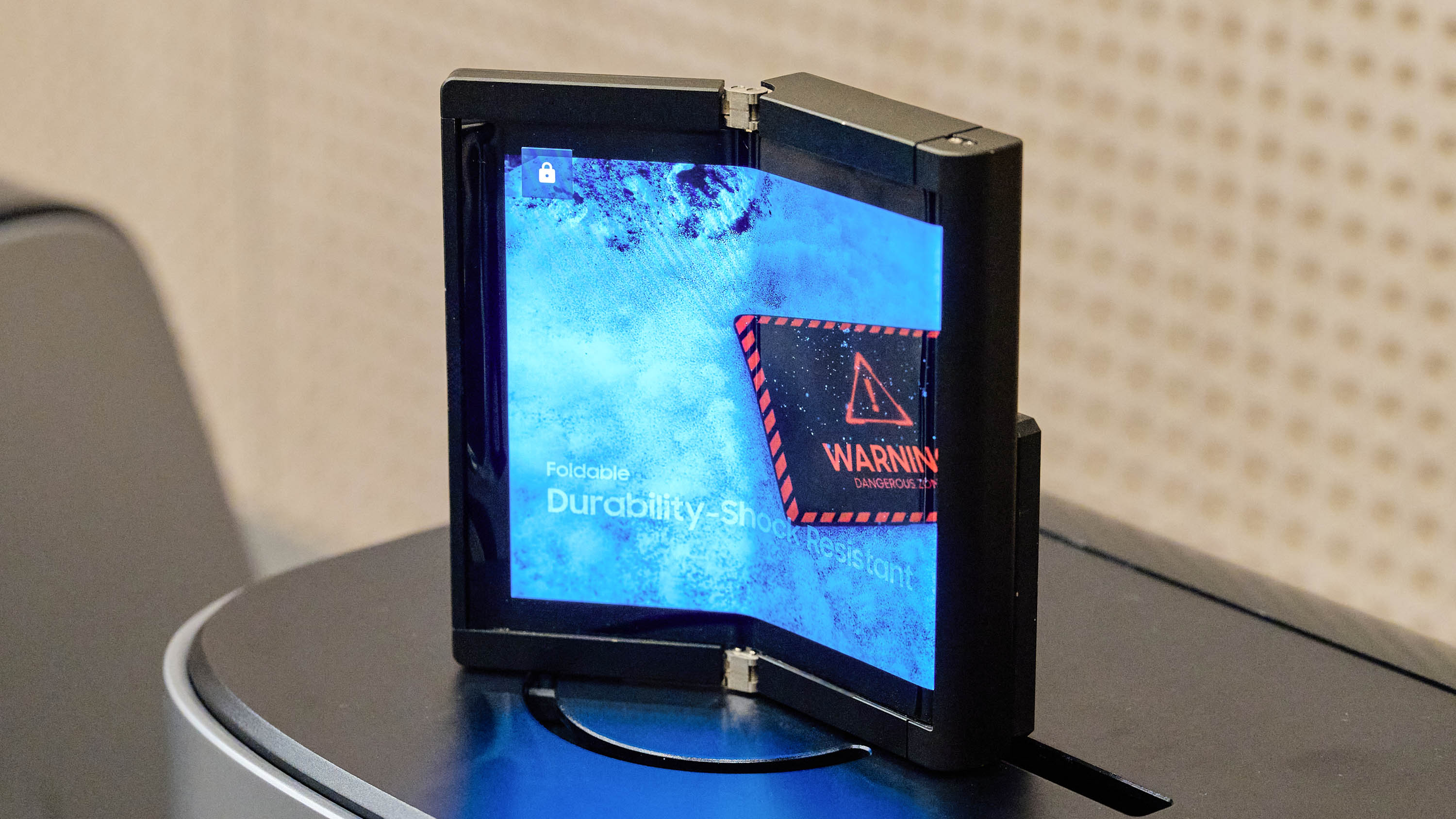 Samsung foldable and slidable display technology