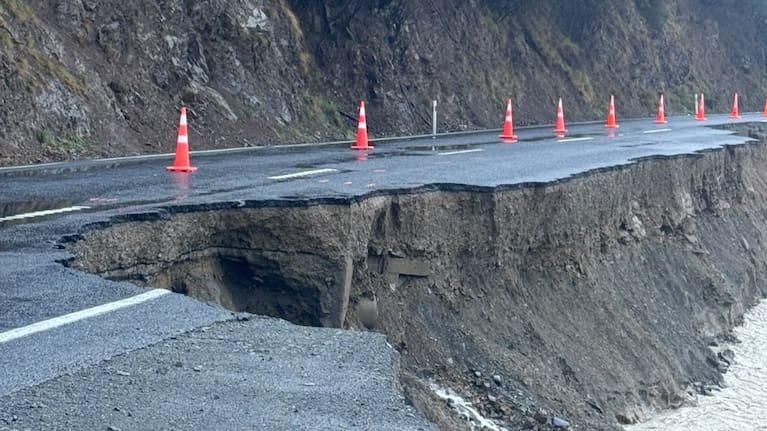 Damage to State Highway 1 near Kaikōura.