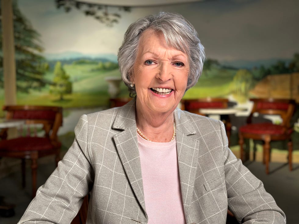 Penelope Keith Remembers... To the Manor Born penelope keith remembers to the manor born
