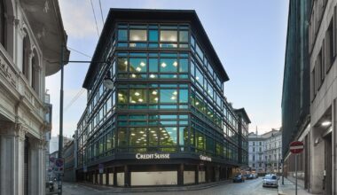 Luigi Vietti: the modernist building on via Santa Margherita in Milan is reborn