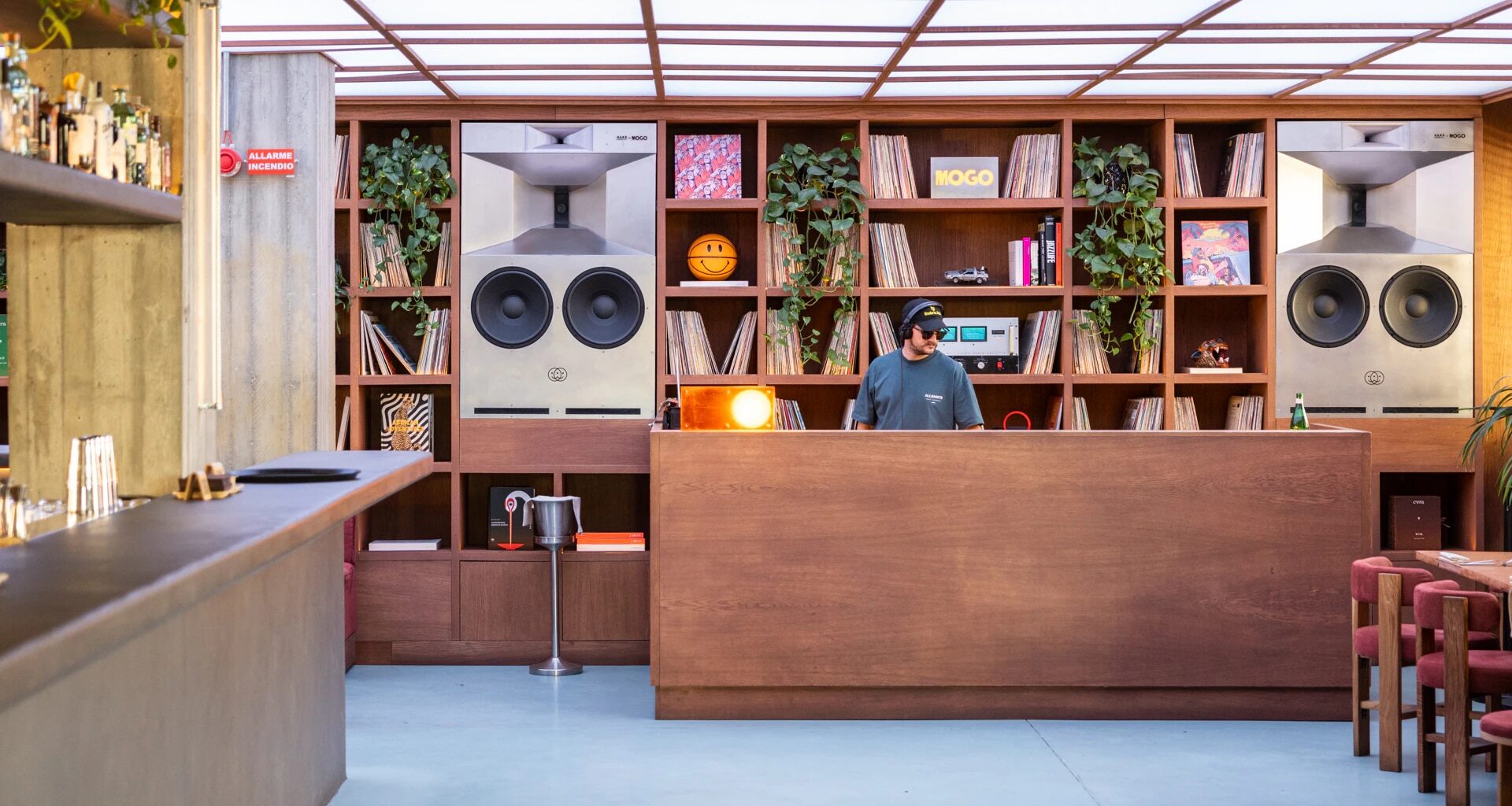 Listening bar: what are these venues dedicated to listening to music