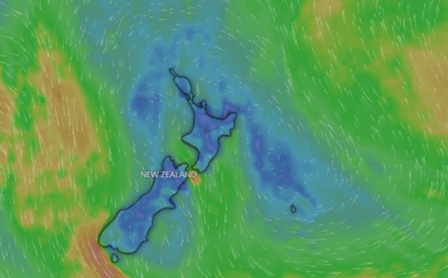 New Zealand weather: Thunderstorms and heavy rain loom before cold snap