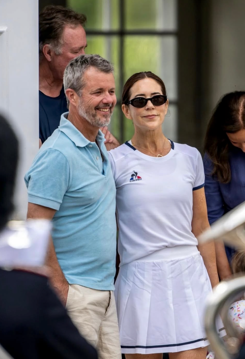Queen Mary and King Frederik kicked off their annual summer stay at Gråsten Palace with a relaxed arrival in coordinated casual looks.