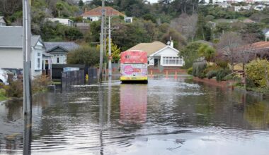 King tide swamps Dunedin streets