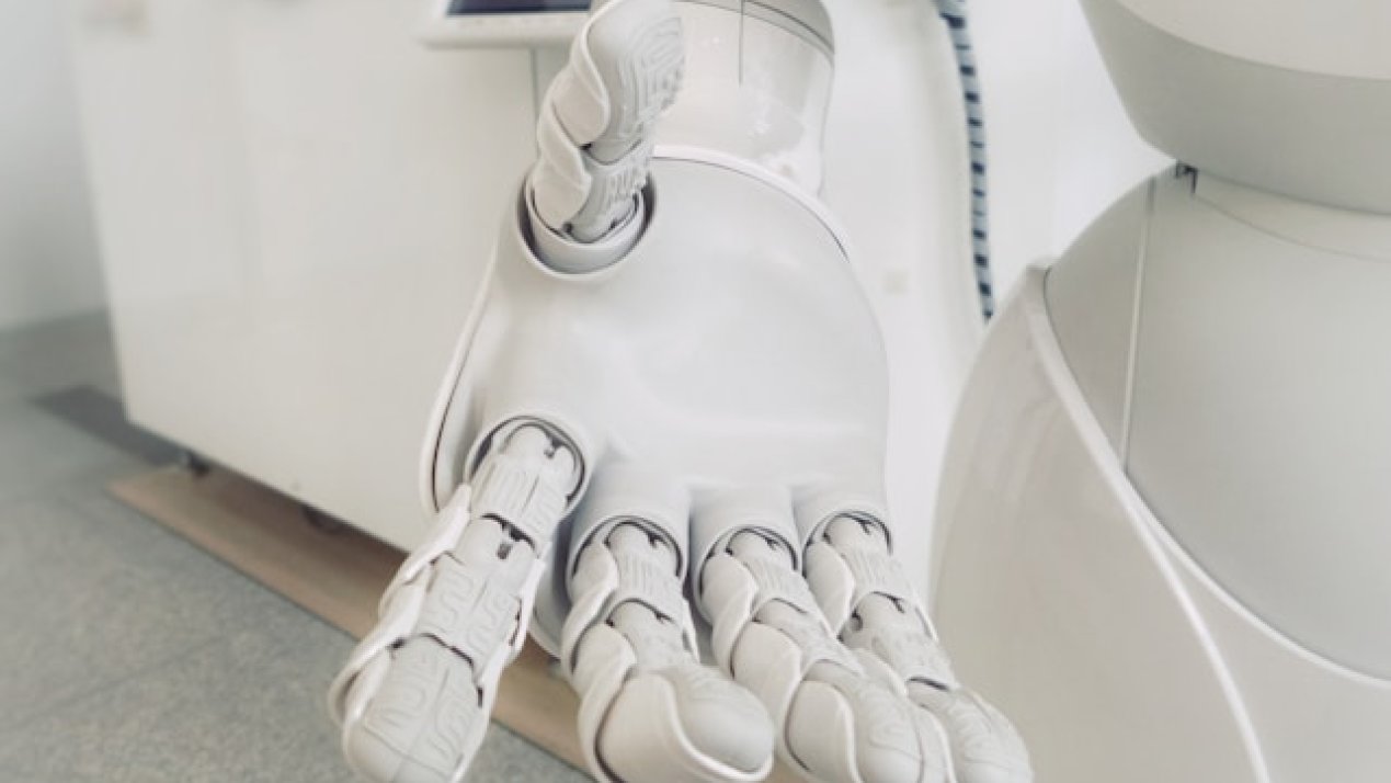 INER Expands Medical Training With Robotics, Eyes VR