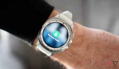 Hot Galaxy Watch safety feature keeps workers cool in extreme heatwaves