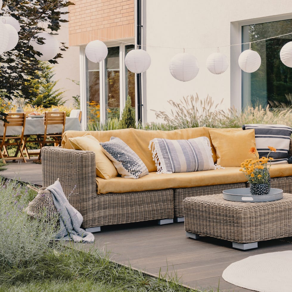 garden furniture set
