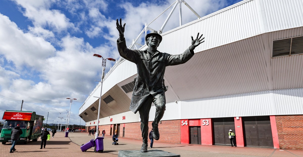 On This Day (18 July 2006): Bob Stokoe’s Statue Is Officially Unveiled!