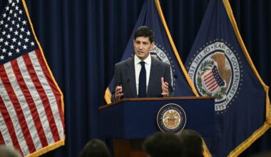 Live updates: Fed to announce pivotal rate decision as inflation and war with Iran cloud outlook