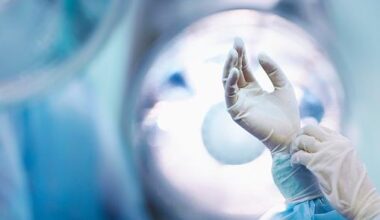Woman had major surgery, chemo after lab mistake