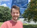 Selfies comparison: Galaxy A37 - 25mm, f/2.2, ISO 40, 1/828s (4000x3000px) - Samsung Galaxy A27 vs. Galaxy A37
