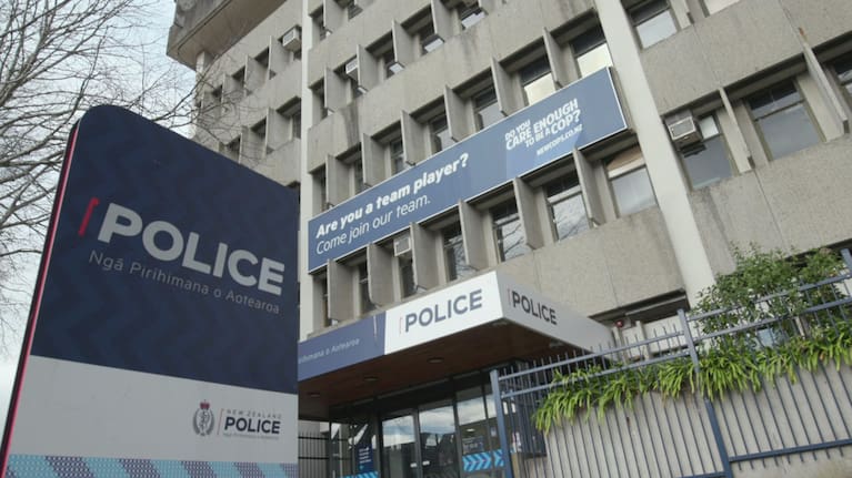 Hamilton Police Station