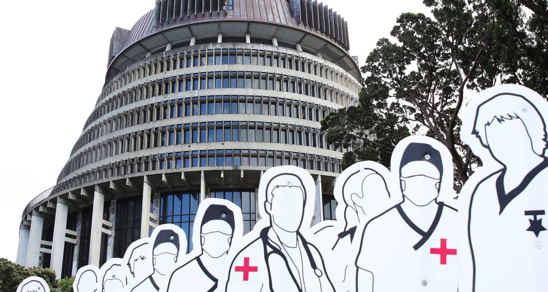 Health budget shortfall: Unions warn of up to $600m funding gap