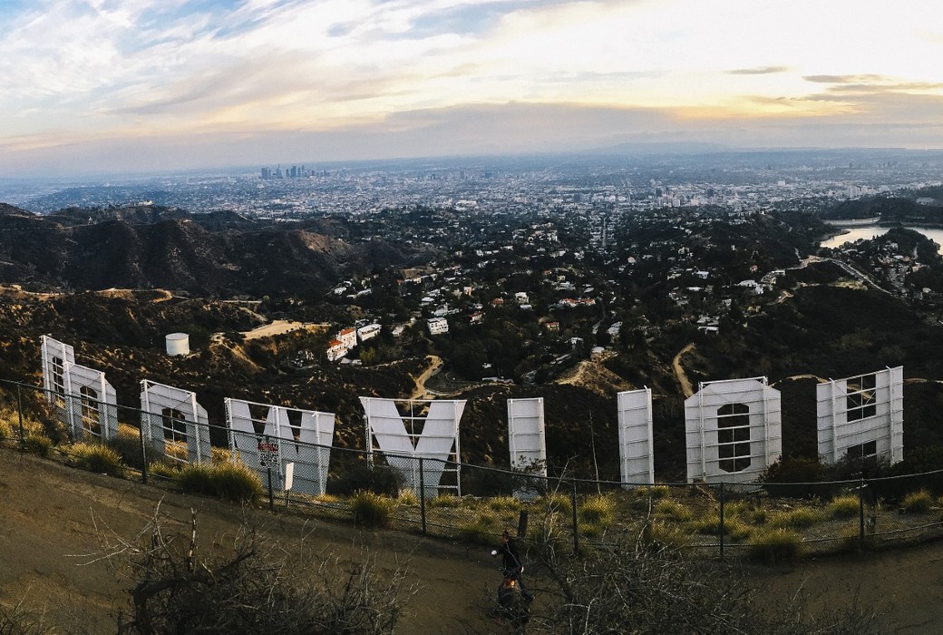 Paramount Warner Bros merger postponed