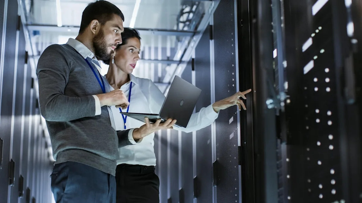 Super Micro Jumps 13% on Record $60B Order Backlog; Dell, HPE Rally on AI Server Read-Through