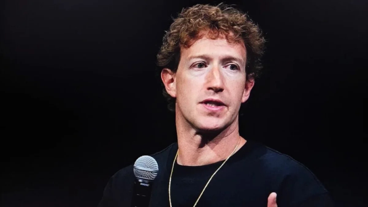 Chamath Palihapitiya Says Meta 'Completely Fumbled It' on AI: Why Mark Zuckerberg Missed Big Tech's Next Major Leap