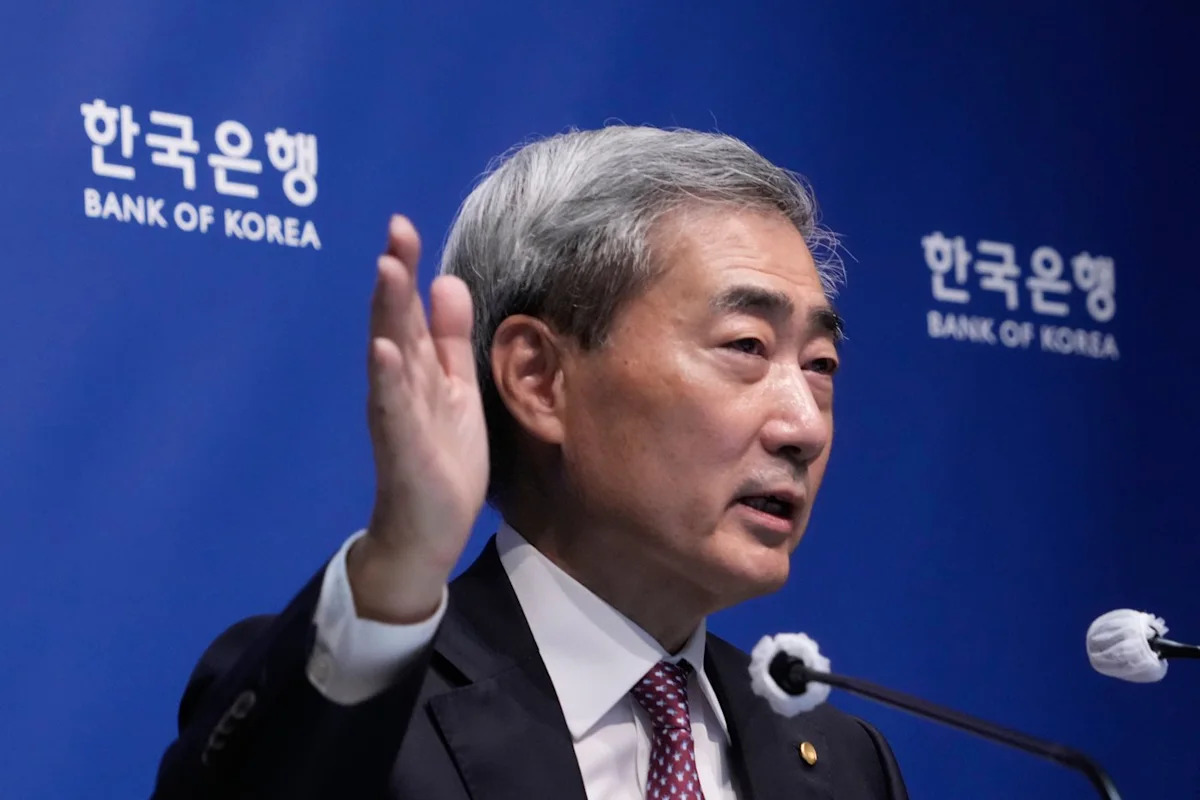 South Korea's central bank hikes rate for 1st time since 2023 to curb inflation, debt