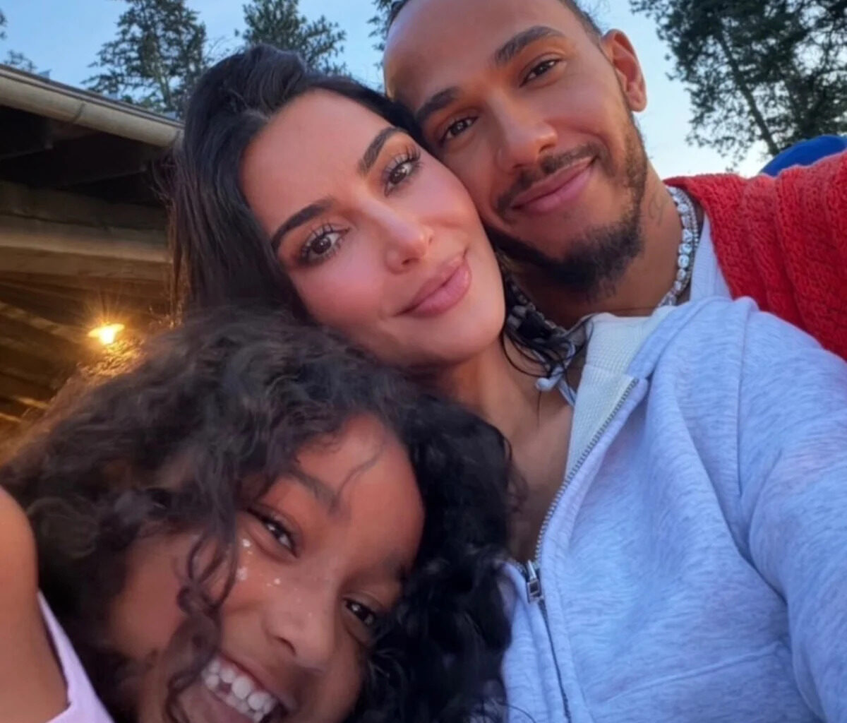 Lewis Hamilton Poses With Kim Kardashian, Her Kids in Getaway Photos