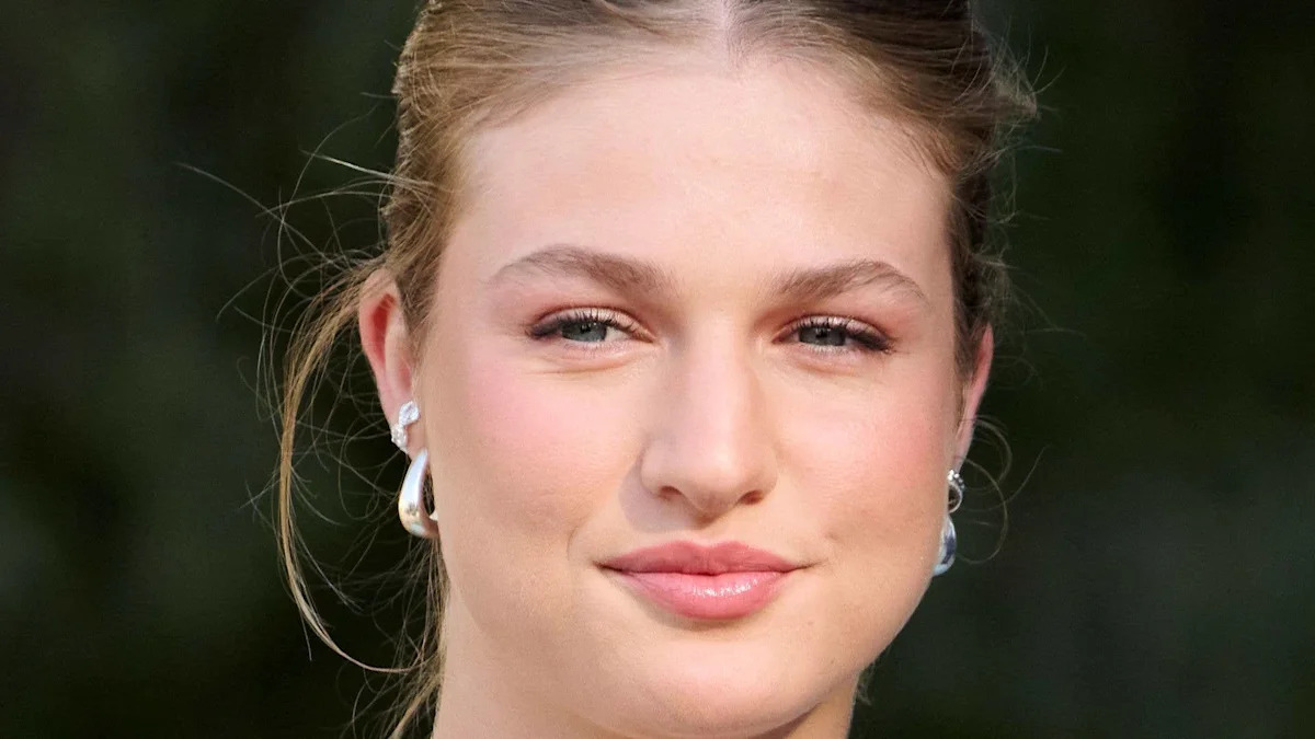 Princess Leonor turns heads in elegant powder blue as she makes surprise appearance with King Felipe