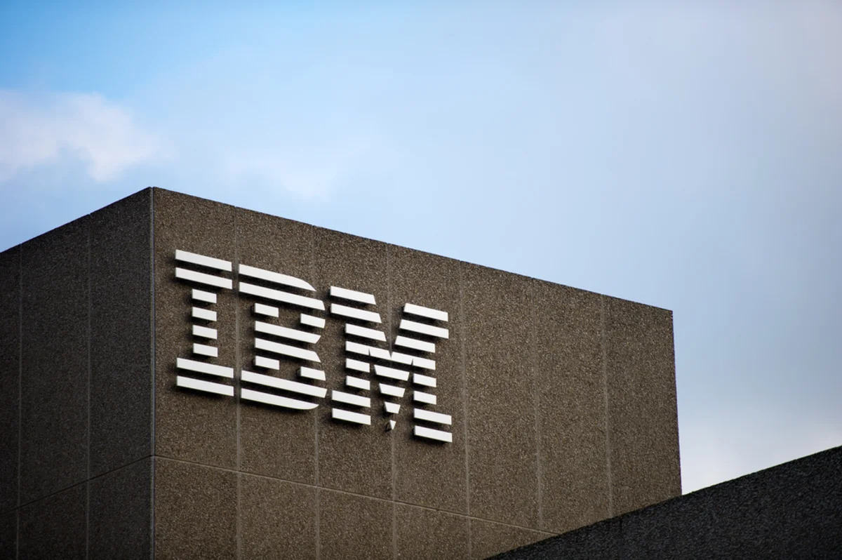 Why IBM Stock Crashed 25% Even as AI Spending Exploded
