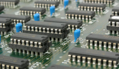 Claude AI Sells Broadcom (AVGO) Stock