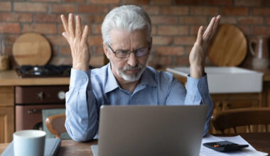 A 70-year-old blew through one-third of his $3 million nest egg in 3 years — financial advisors say he needs to act now