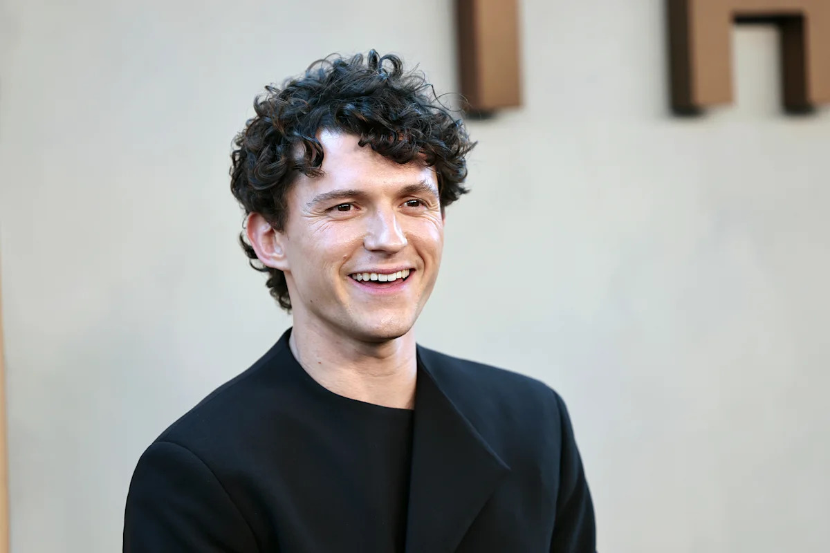Tom Holland becomes first ‘Hot Ones’ guest to vomit during taping