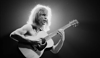 Yes Band's 1974 Rock Song, Lasting Nearly 22 Minutes, Remains a Classic 52 Years Later