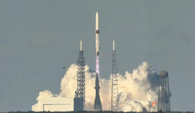 SPCX, RKLB, ASTS, LUNR In Focus — Trump Administration To Expedite Approvals For Commercial Rocket Launches