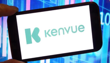 KVUE Stock Rises As FDA Approves Tylenol Combination Despite Trump Administration’s Pushback