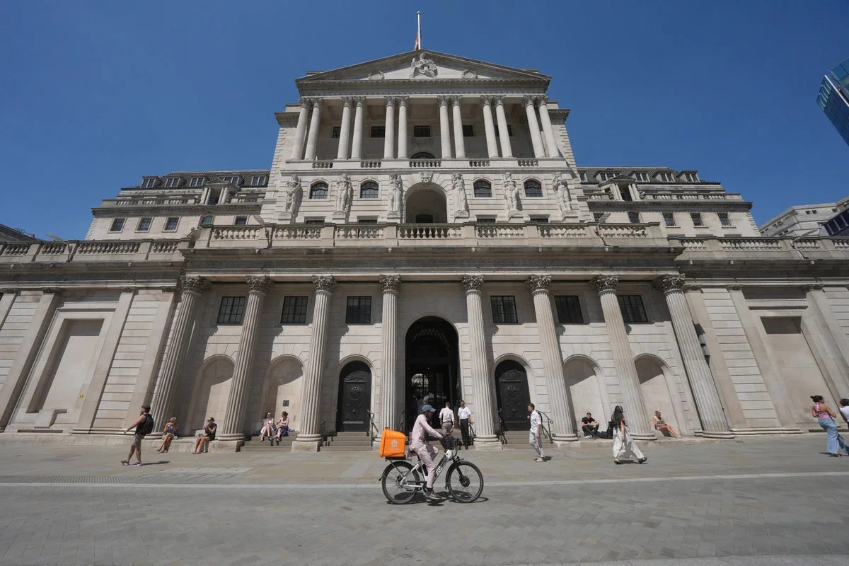 Interest rates expected to be held as inflation predicted to rise again