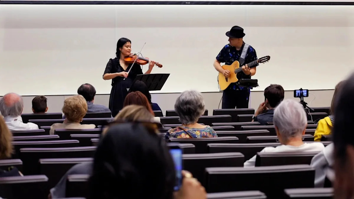 Dementia patients gain contentment from attending live music concerts, shows study