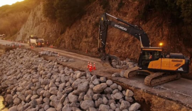 Key route south of Kaikōura reopened after being 'eaten away'