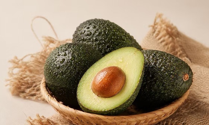 4 things that may happen when you eat an avocado every day