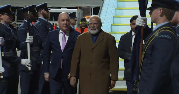 Indian PM Narendra Modi touches down in Auckland for historic visit
