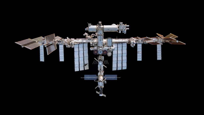 Space Station, Asteroid 1998 SH2