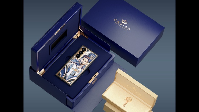 Caviar's custom packaging for the Lionel Messi Galaxy Z Fold 8 Ultra.
