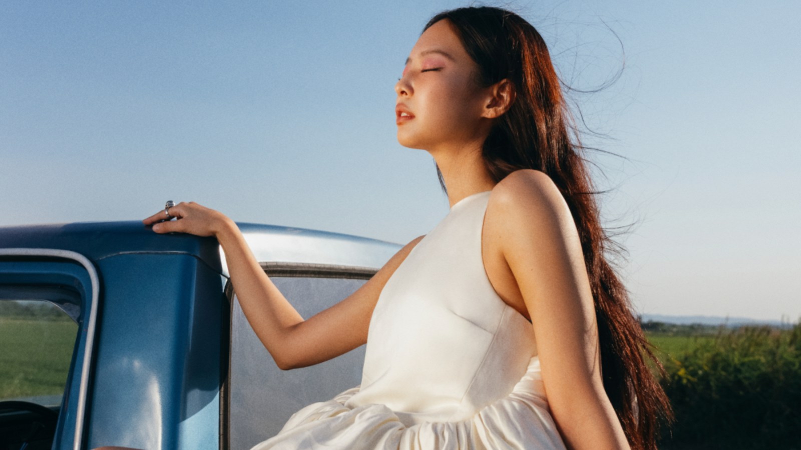 Blackpink's Jennie Debuts Wistful Single 'Less Than a Lover'