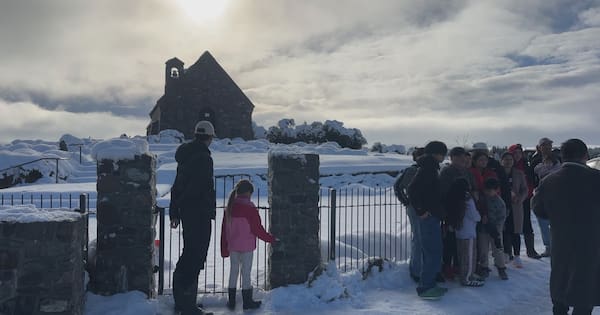 Mercury plunges to -12.5C in Lake Tekapo on NZ's coldest night