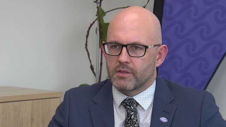 Lifeline chief executive Shaun Greaves.